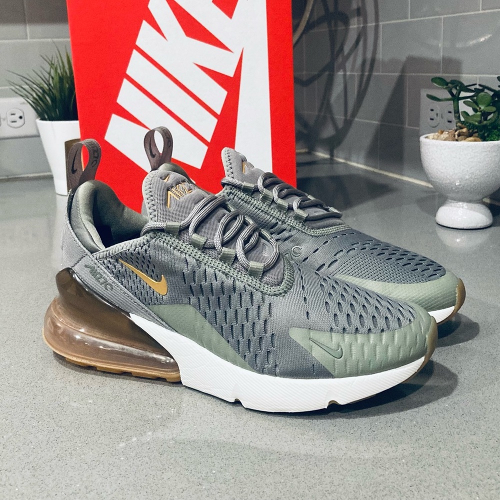 Nike Air Max Green Gold Shoes Sz 6.5W / 5Y